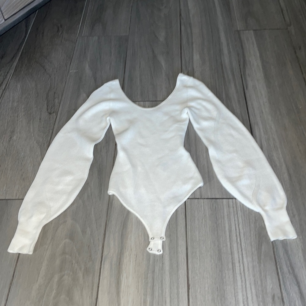 Abercrombie & Fitch XXS cream body suit